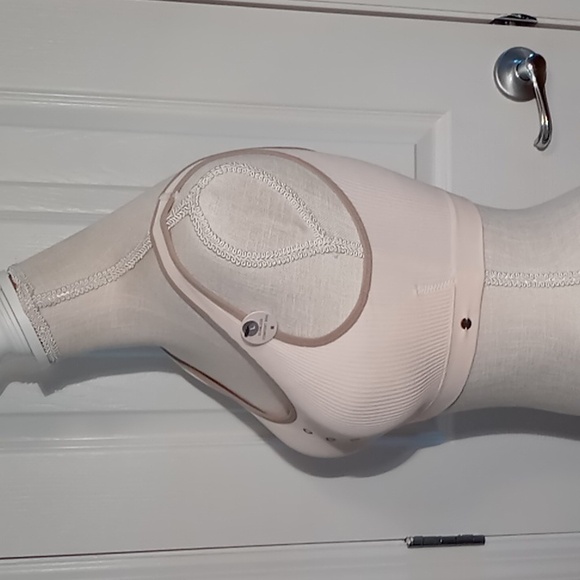 Lucky Brand Ribbed Seamless Comfort Bra Size Large Cream/Tan - Picture 2 of 15